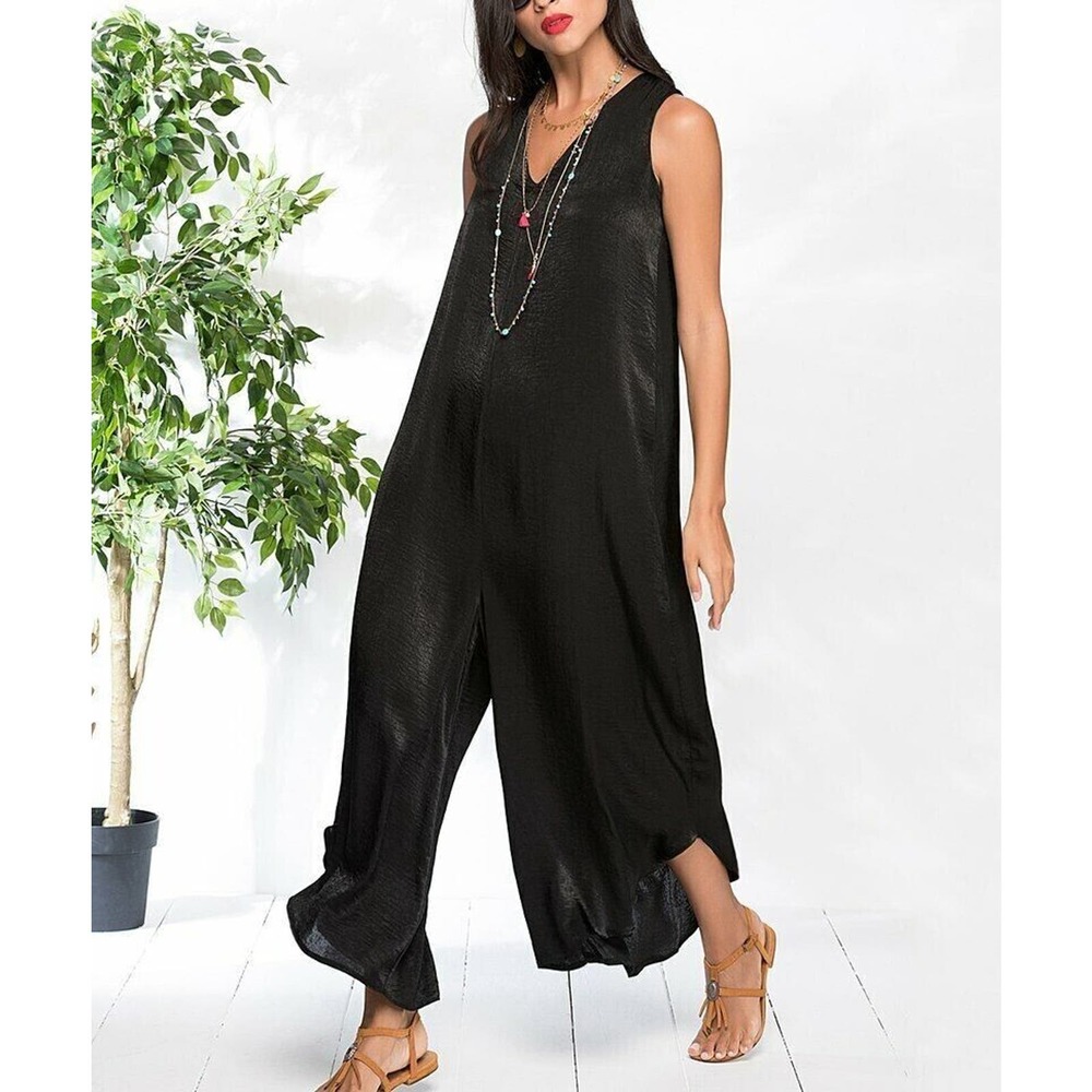 MWT Milan Kiss Jumpsuit Womens Sz L Black V Neck Sleeveless Back Zip